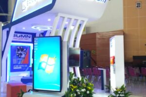 Menyajikan Acara yang Mengesankan dengan TV Touch Screen