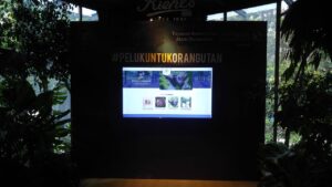 Panduan Memilih TV Touch Screen Sewa yang Tepat untuk Acara Anda